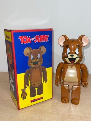 Figura Bearbrick Tom and Jerry figura del ratón JERRY 400% de 28 cm. Medicom Toy