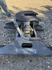 Companion 5th wheel hitch  model: RVB 3500 serial#COB28634