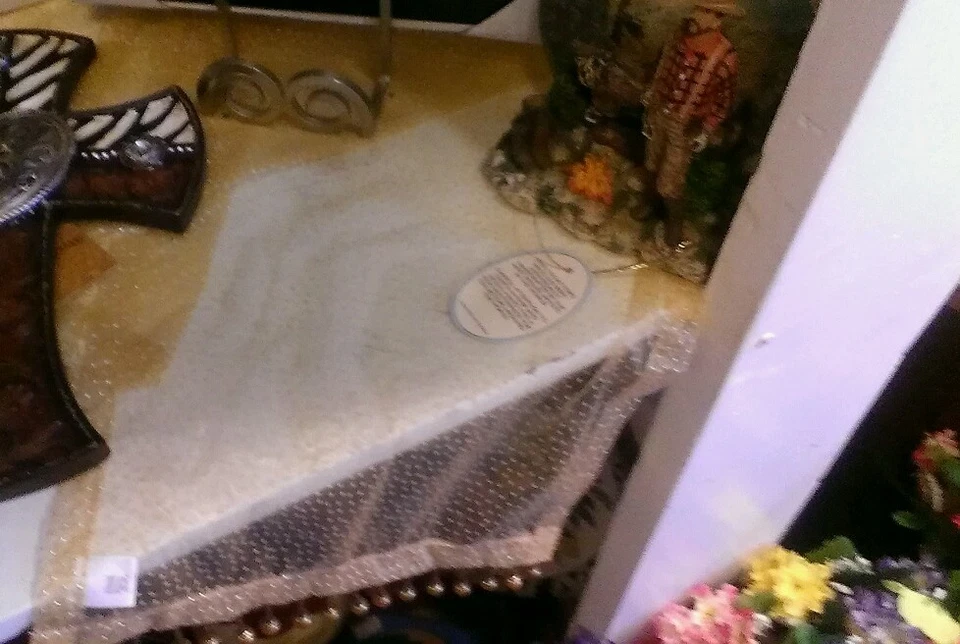 Nueva bufanda dorada con puntos plateados 10" por 108" bufanda para muebles corredor de mesa Foto 3 de 4