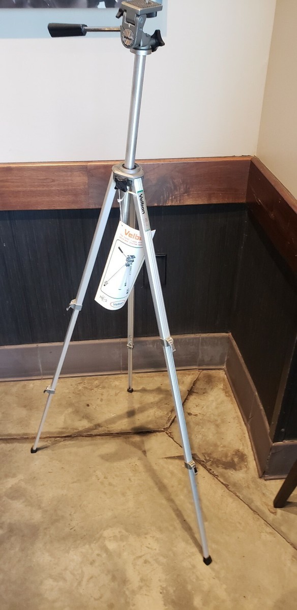 Rare Mint Velbon HE-3 Tripod Compact Aluminum Extendable