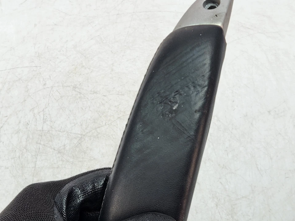 ✅ 11-16 OEM Ferrari FF delantero izquierdo lado del conductor interior puerta moldura tirador manija Foto 2 de 4