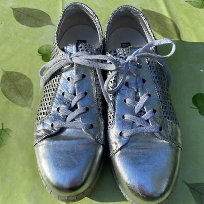 Nadia Fora Sneaker Gr. 41 Leder Silber