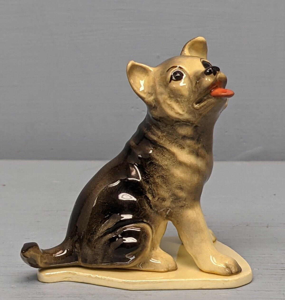 Retired Hagen Renaker Specialty DW Pedigree German Shepherd Dog Base or