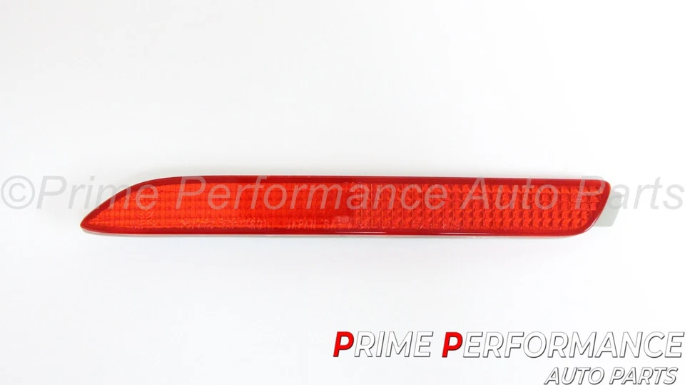 Parachoques trasero reflector izquierdo Toyota Matrix RAV4 Sienna Venza Lexus IS-F RC-F RC GX Foto 3 de 4