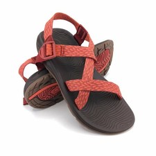 florentine beet chacos