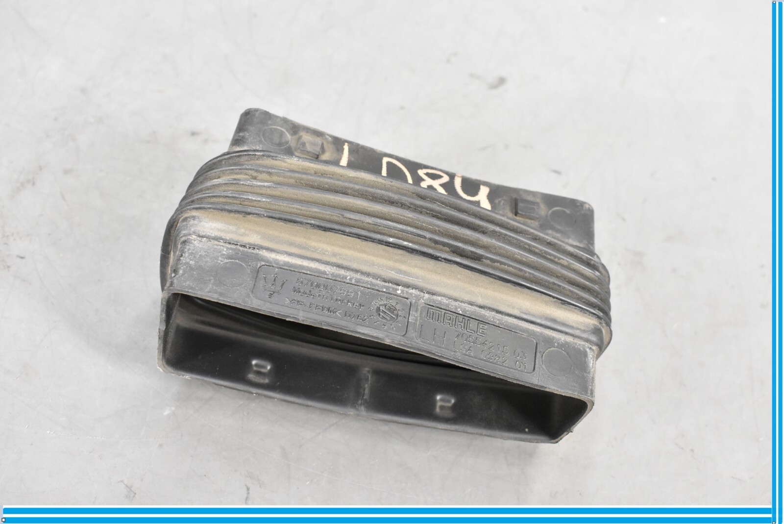 Maserati Quattroporte 2004-2019 Left Airbox sleeve