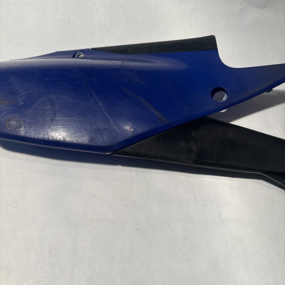 Cubierta de plástico panel lateral derecho azul Yamaha YZ450F 2018-2022 YZ250F 19 20 21 R ✅ Foto 3 de 4