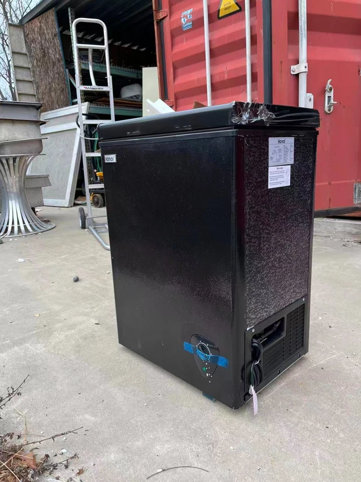 [Open Box] WANAI Chest Freezer Small Deep Freezer Black 3.5 Cu.Ft Free-Standing - Image 2 of 4