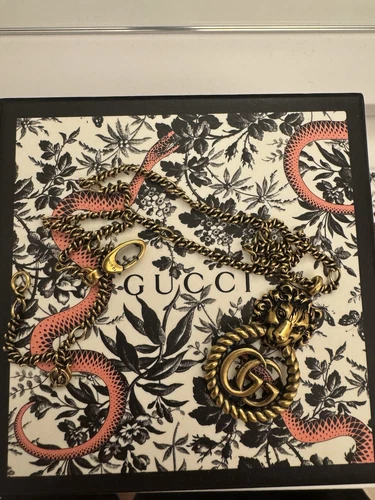 collana testa di leone gucci