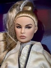 VARSITY Alejandra Luna -Integrity Toys Obsession Convention NRFB LE1300