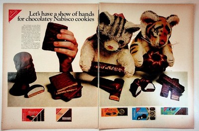Nabisco Vintage 1966 Magazine Ad Chocolate Cookies Stuffed Animals Two-Page