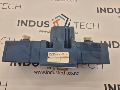 MOOG D651-403A SERVO VALVE P70FBX3ANFN