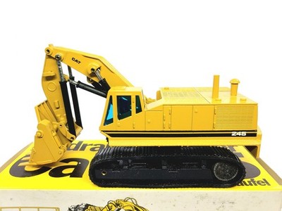絶版品　CCM CAT 245 Front Shovel 1/50 Caterpillar Cat 245 Front Shovel - NZG 1:50 Scale Diecast Model