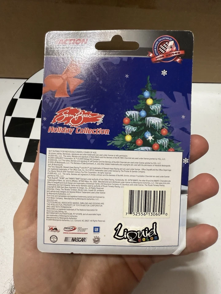 RARO* CARL EDWARDS #99 AFLAC SAM BASS VACACIONES 2009 1/64 CUNA COLOR LÍQUIDO FUNDIDO A PRESIÓN Foto 4 de 4