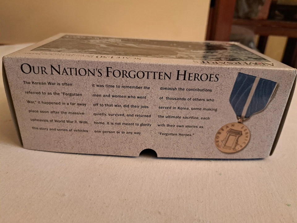 MODELLINO CARRO ARMATO SCALA 1: 50 CONDIZIONI COME DA FOTO - Immagine 4 di 4