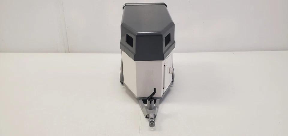 Bruder Horse Box Trailer  90768 Gray Black Farm Toy Accessory Germany - Image 3 of 4