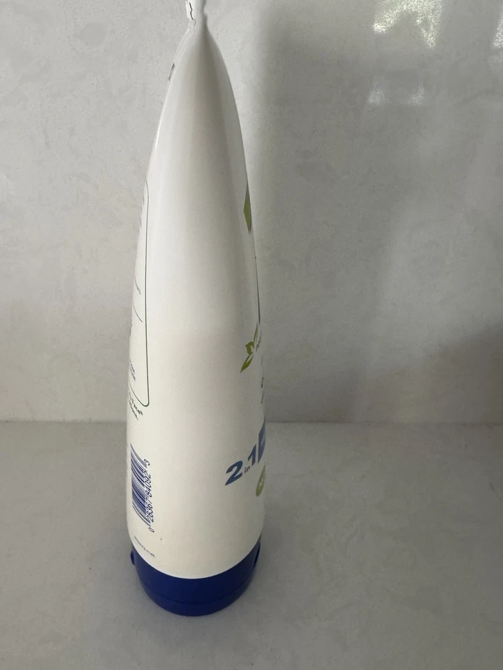 Crema hidratante Kiss My Face aceite de oliva y aloe vera 2 en 1, sin fragancia, 6 oz Foto 4 de 4