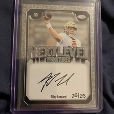 2025 Sage -Next Level Signatures Auto - Silver 25/25- Riley Leonard (Notre Dame)