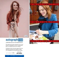 Julianne Moore signed Autographed 8x10 Photo PROOF a Hot SEXY Smile ACOA COA