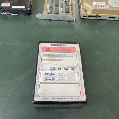 LXT213A MAXTOR IDE 3.5 INCH HH HARD DRIVE Untested