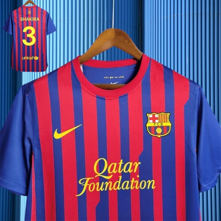 Vintage - FC Barcelona 2011-2012 Home - # 3 - LARGE | eBay