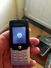 Sony Erickson Mobile Phone with Charging Cable