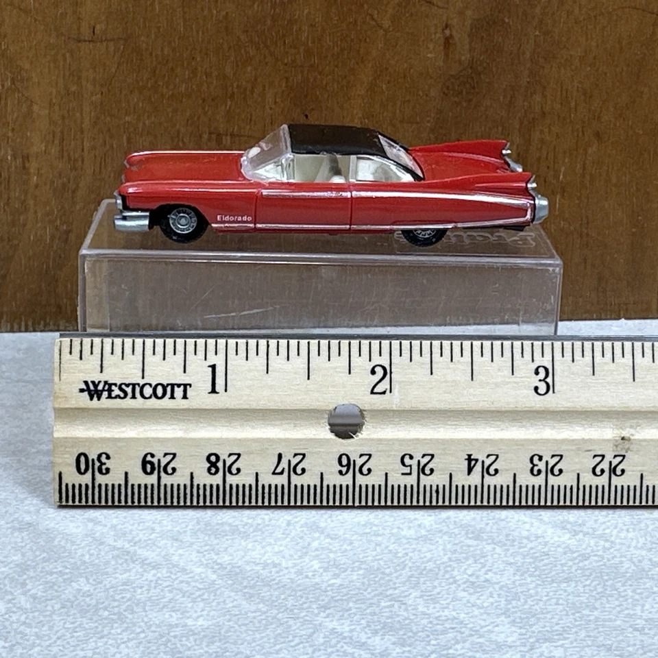 Revell Praline Miniature Model 5100 1:87 HO Cadillac '59 Eldorado Hardtop Luxury - Image 2 of 4