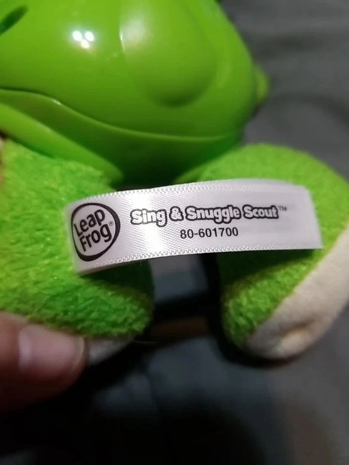 Leap Frog-Sing & Snuggle Scout- Green- Leap Frog Works - Image 4 of 4