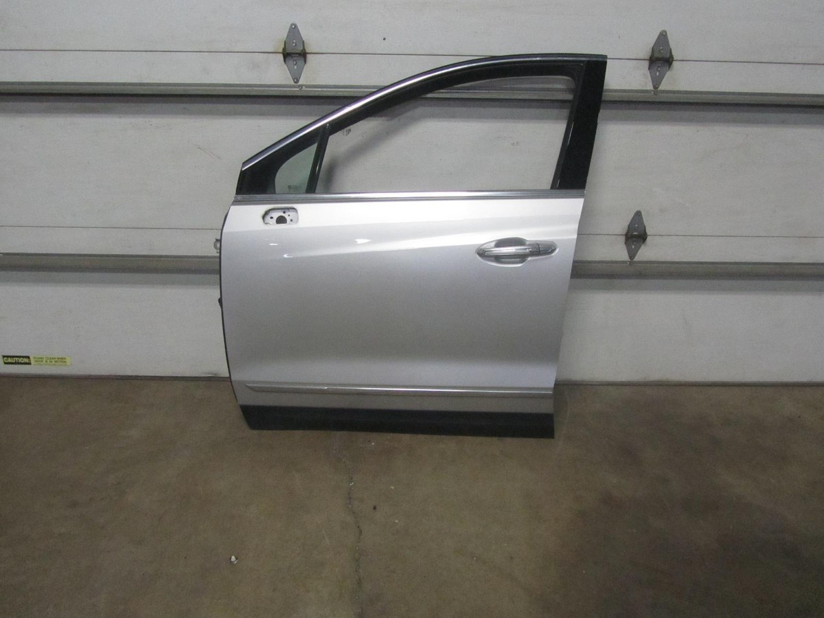 18-22 CADILLAC XT5 Left Front Driver Exterior Door Switchblade