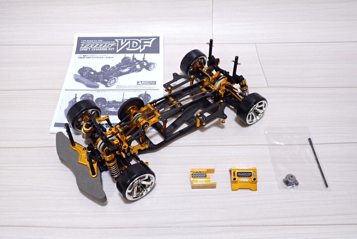 TAMIYA TA05 1/10 LIMITED VDF GOLD EDITION DRIFT WITH MANY TAMIYA TA05 1/10 LIMITED VDF GOLD EDITION DRIFT WITH MANY
