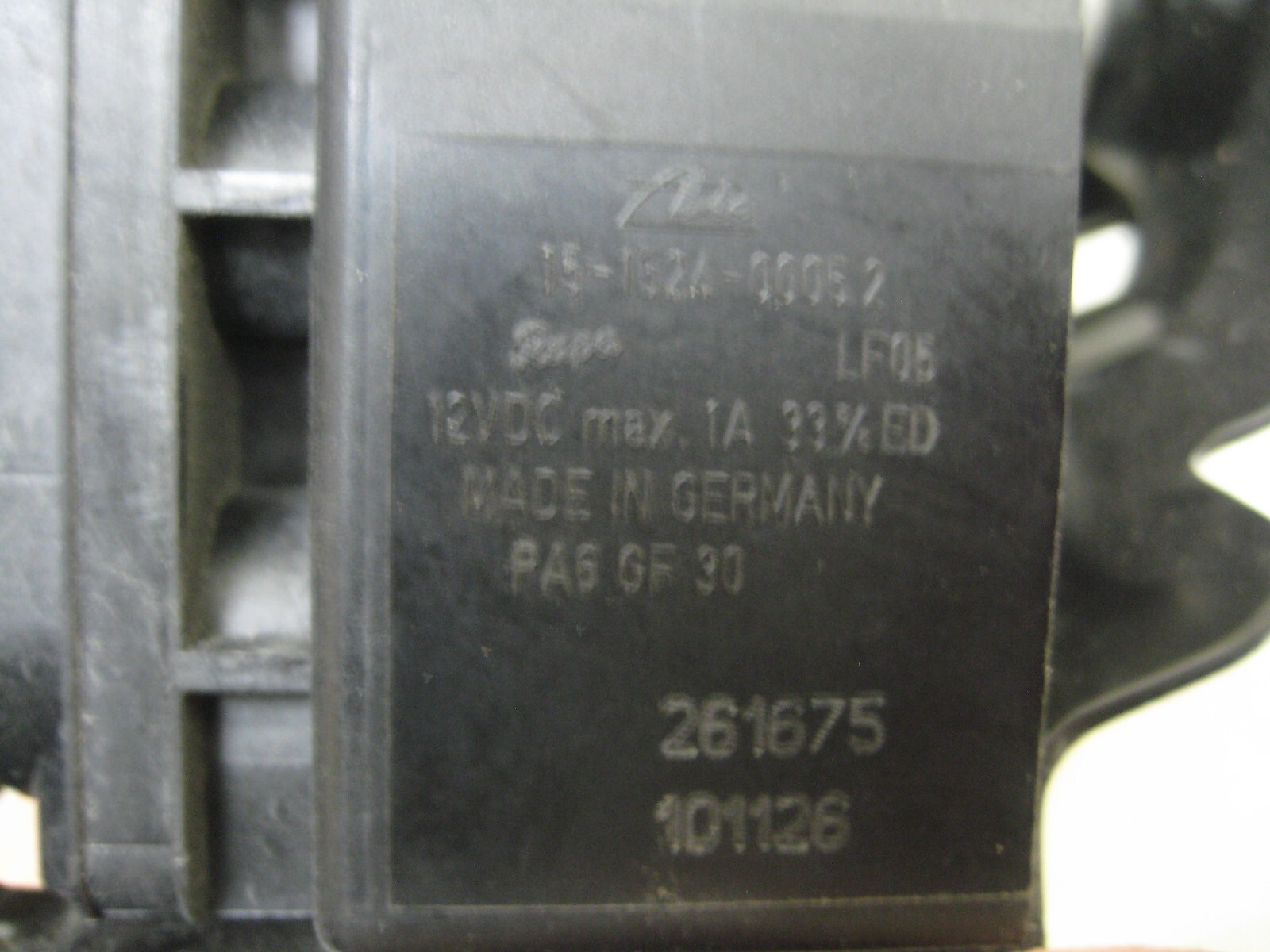 BENTLEY CONTINENTAL GT GTC AIR RIDE COMPRESSOR AND VALVE UNIT 3D0616005M
