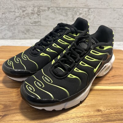 Nike Air Max Plus TN Tuned GS Womens Sz Black Volt