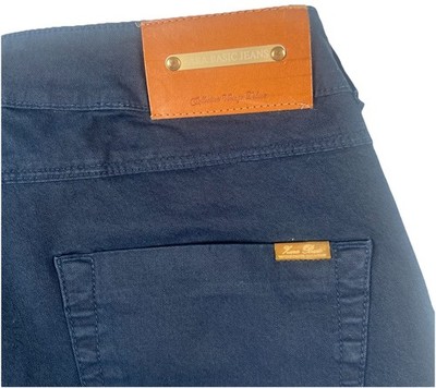 Zara Basic Vintage Deluxe Women Blue Jeans Pants with ankle zip US size 10