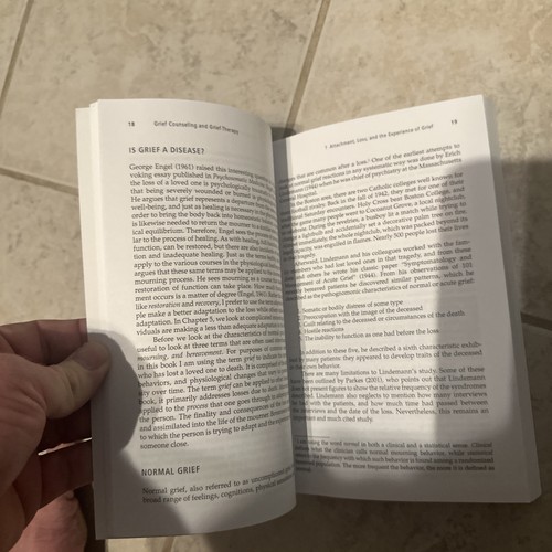 Grief Counseling and Grief Therapy, Fifth Edition: A Handbook for the Mental He - Foto 5 di 5