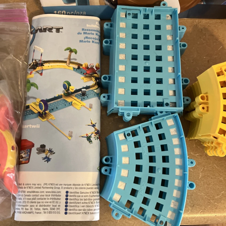 2012 K’nex Mariokart Wii MARIO & DONKEY KONG BEACH RACE BUILDING SET, COMPLETE! - Image 4 of 4