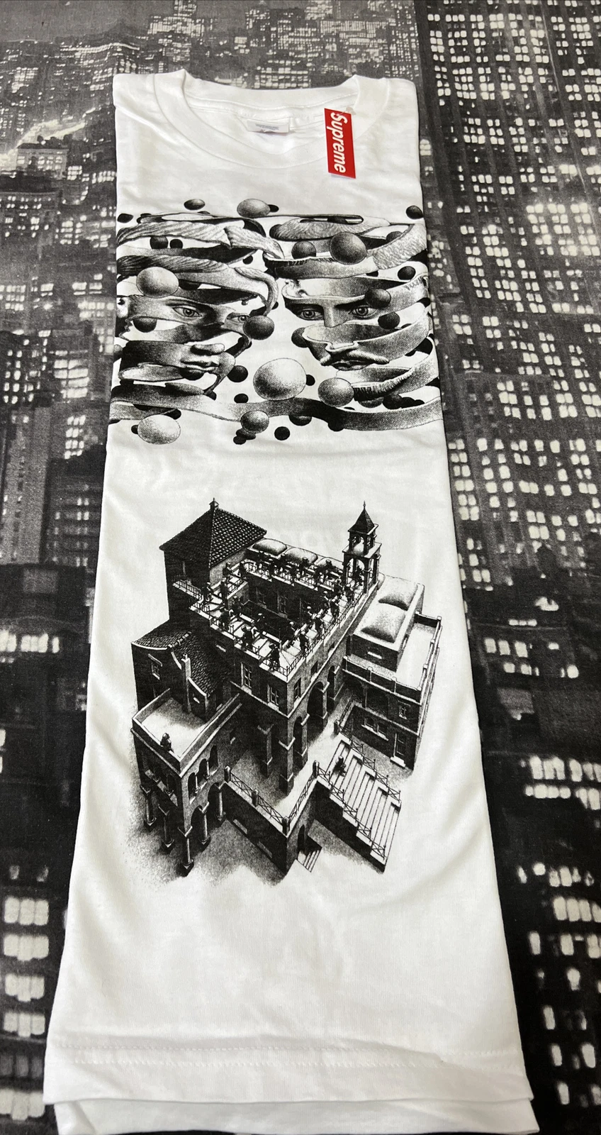 T shirt collage Supreme MC Escher ! SS17 ! Blanc ! Med !! 100 % authentique ! Rare ! Neuf avec étiquettes !