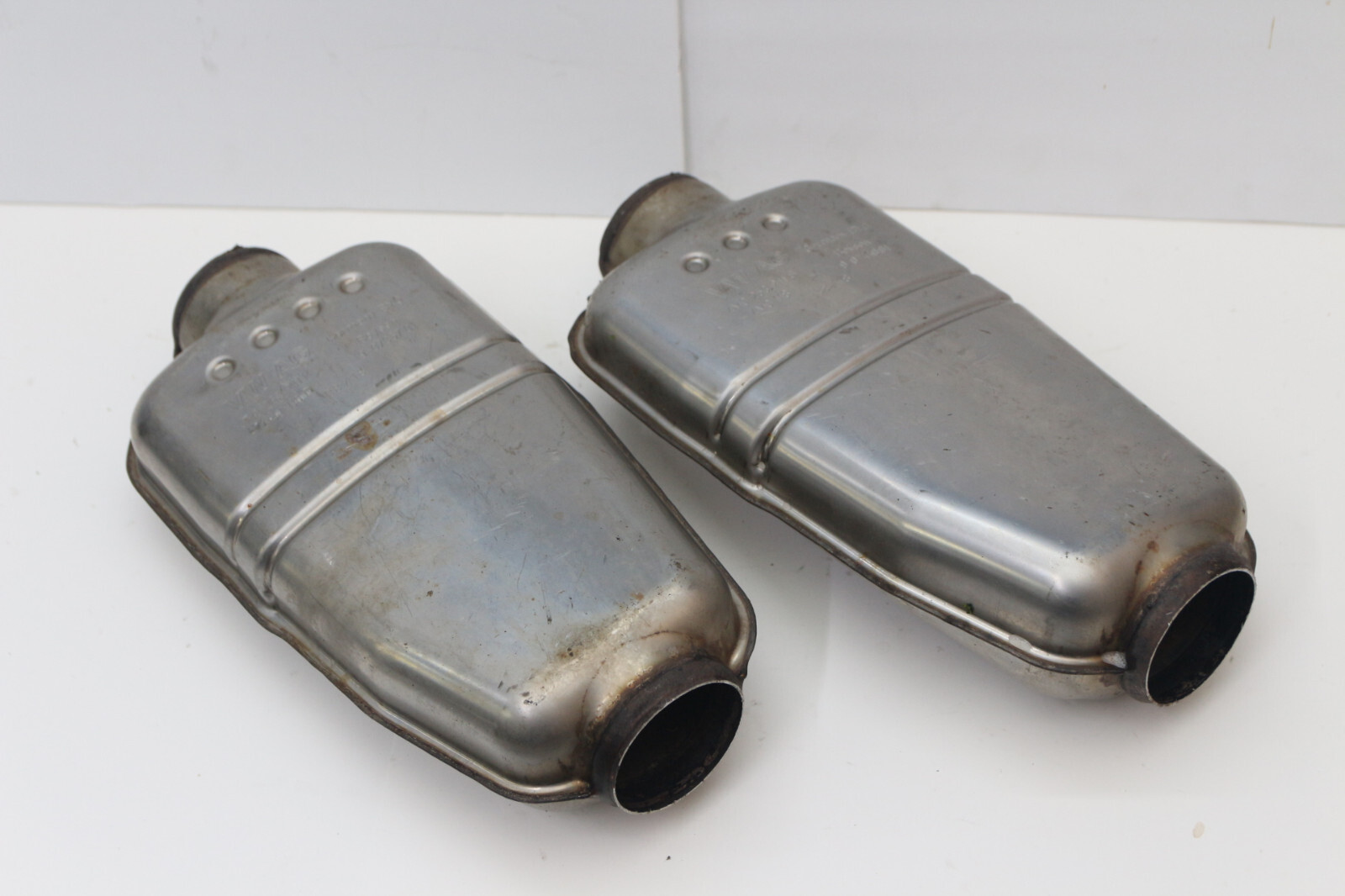 ✅ Audi Bentley Rs7 RS6 Q7 Porsche exhaust silencer Left Right OEM Resonator