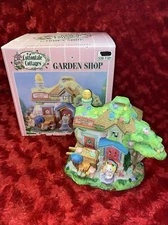 Easter House Cottontale Cottages 2001 Porcelain Garden Shop  538-1181 No Light