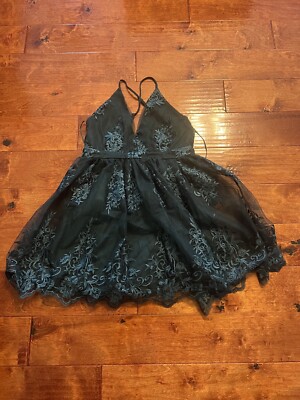 Francesca's Blue Rain Floral Lace Green Dress Sz Medium Boutique NWT $80