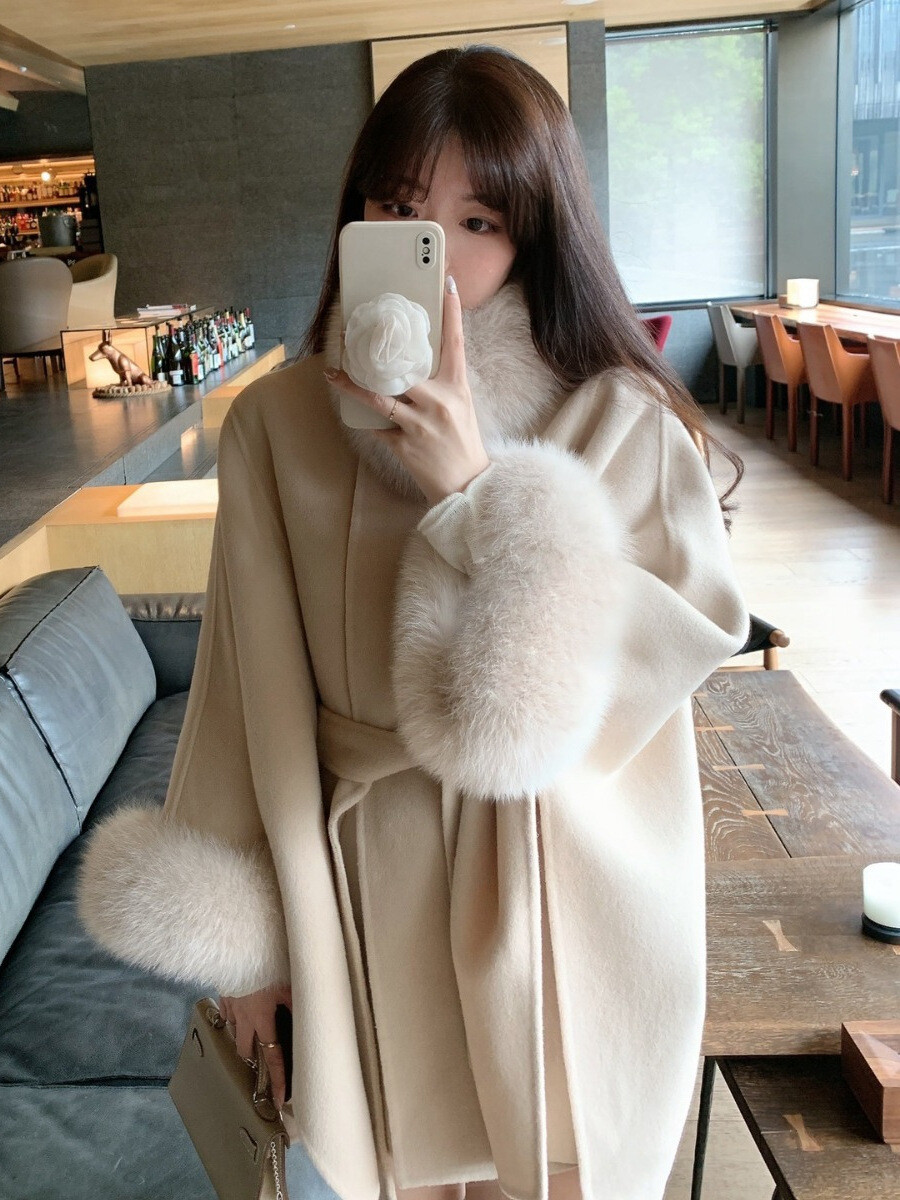 New Year's 100% Wool Fox Fur Collar Wool Coat Womens Winter Wool