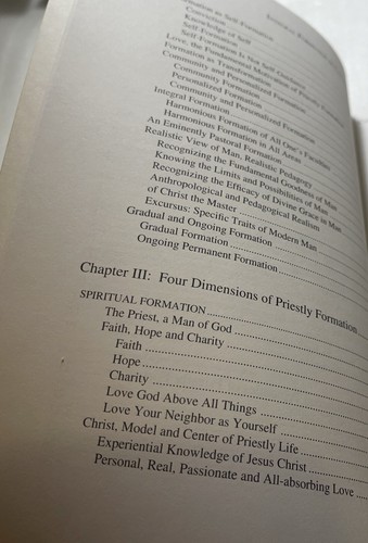 INTEGRAL FORMATION OF CATHOLIC PRIESTS By L C Marcial Maciel Like New Condition - Foto 7 di 12