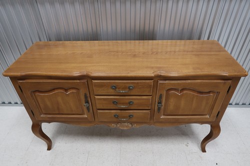 Ethan Allen Country French Provence Birch Sideboard - Picture 4 of 13