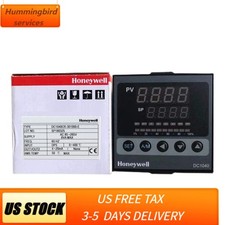 New In Box HONEYWELL DC1040CR-301000-E Temperature Controller