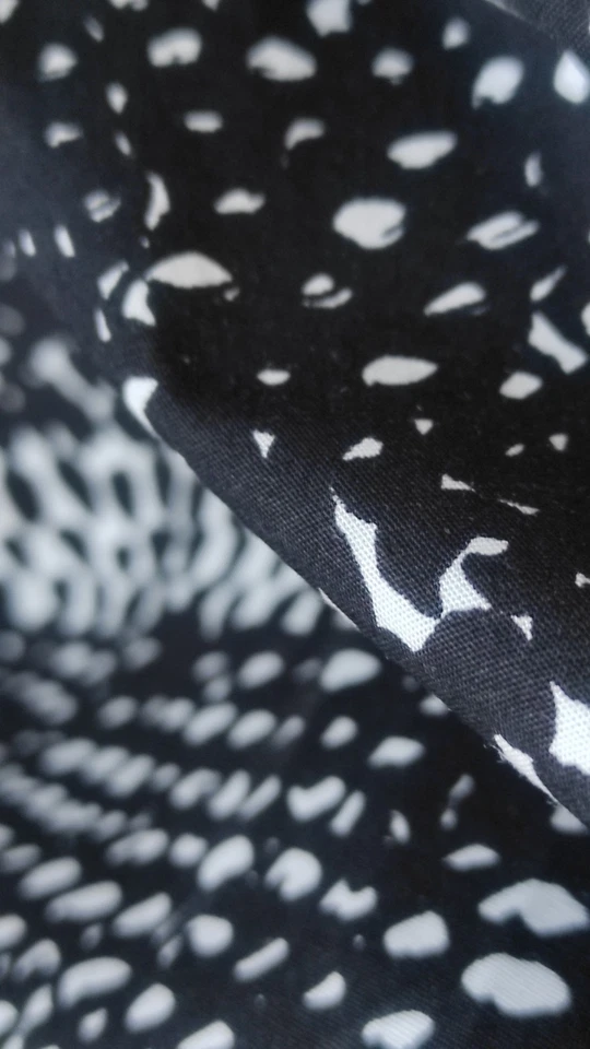 Marimekko  women's midi dress 100% cotton long sleeve side pockets Size 44  - Image 2 of 4