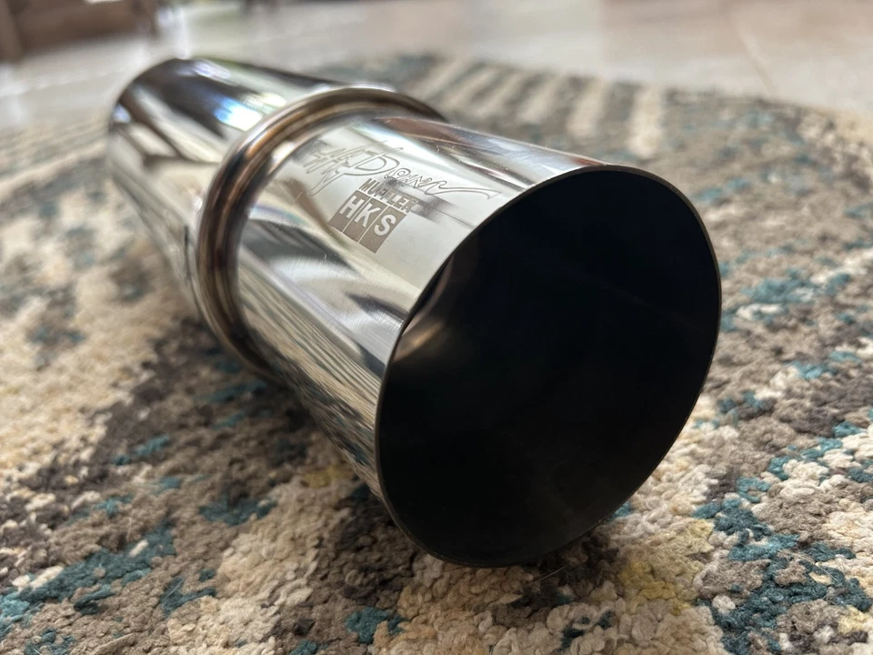 Silenciador de escape universal de alta potencia HKS 3,5 salida pulido 2,25" entrada JDM Foto 2 de 4