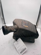 2012 Chevrolet Colorado Air Cleaner Assembly Oem 2.9l Black 147k Miles 2012 Chevrolet Colorado Air Cleaner Assembly Oem 2.9l Black 147k Miles