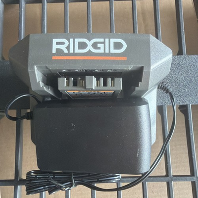 #ad Ridgid 18V Lithium Ion Battery Charger R86093 NEW $18.88