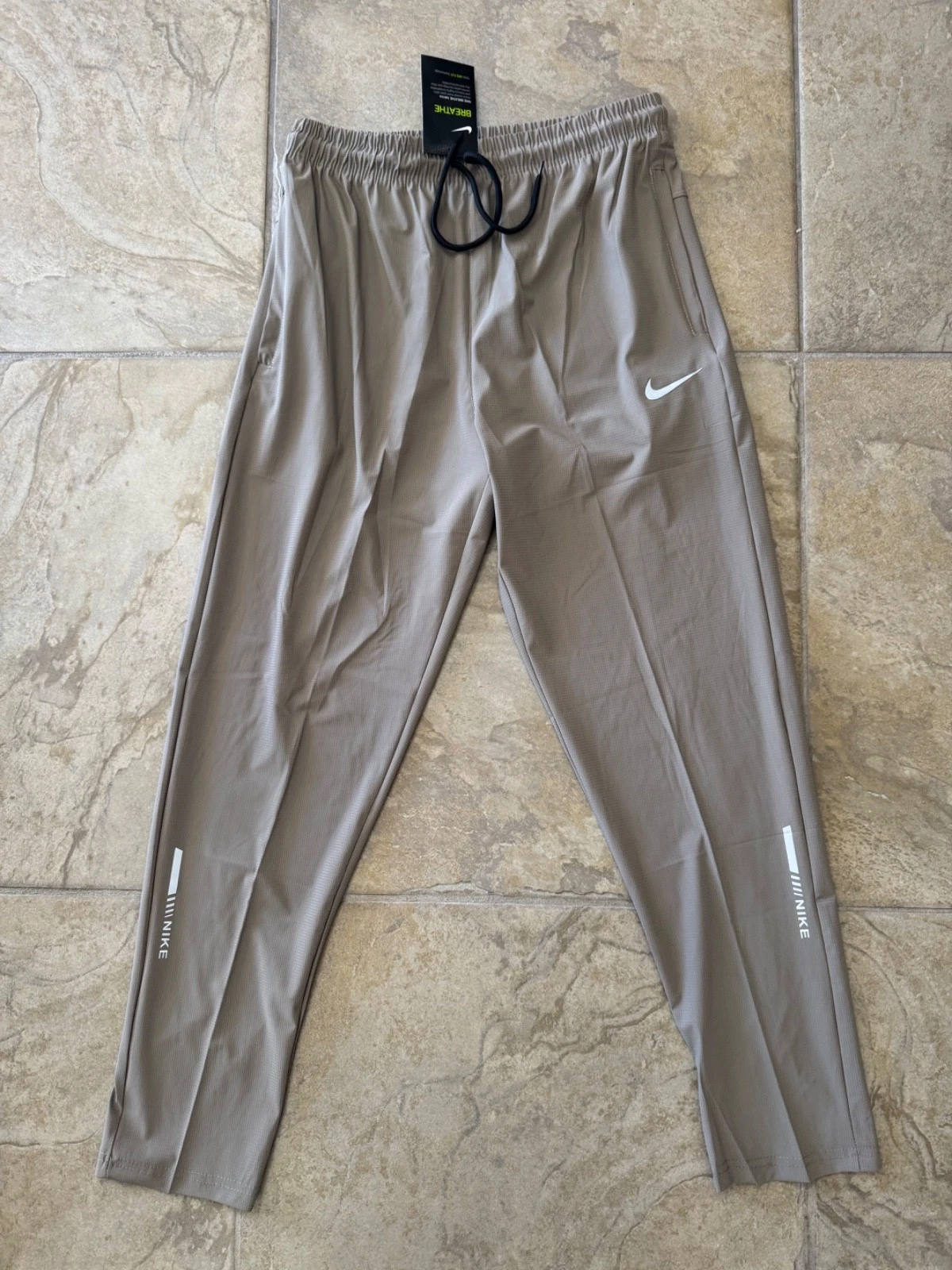 NIKE JOGGER PANTS WITH POCKETS MENS SIZE XL
