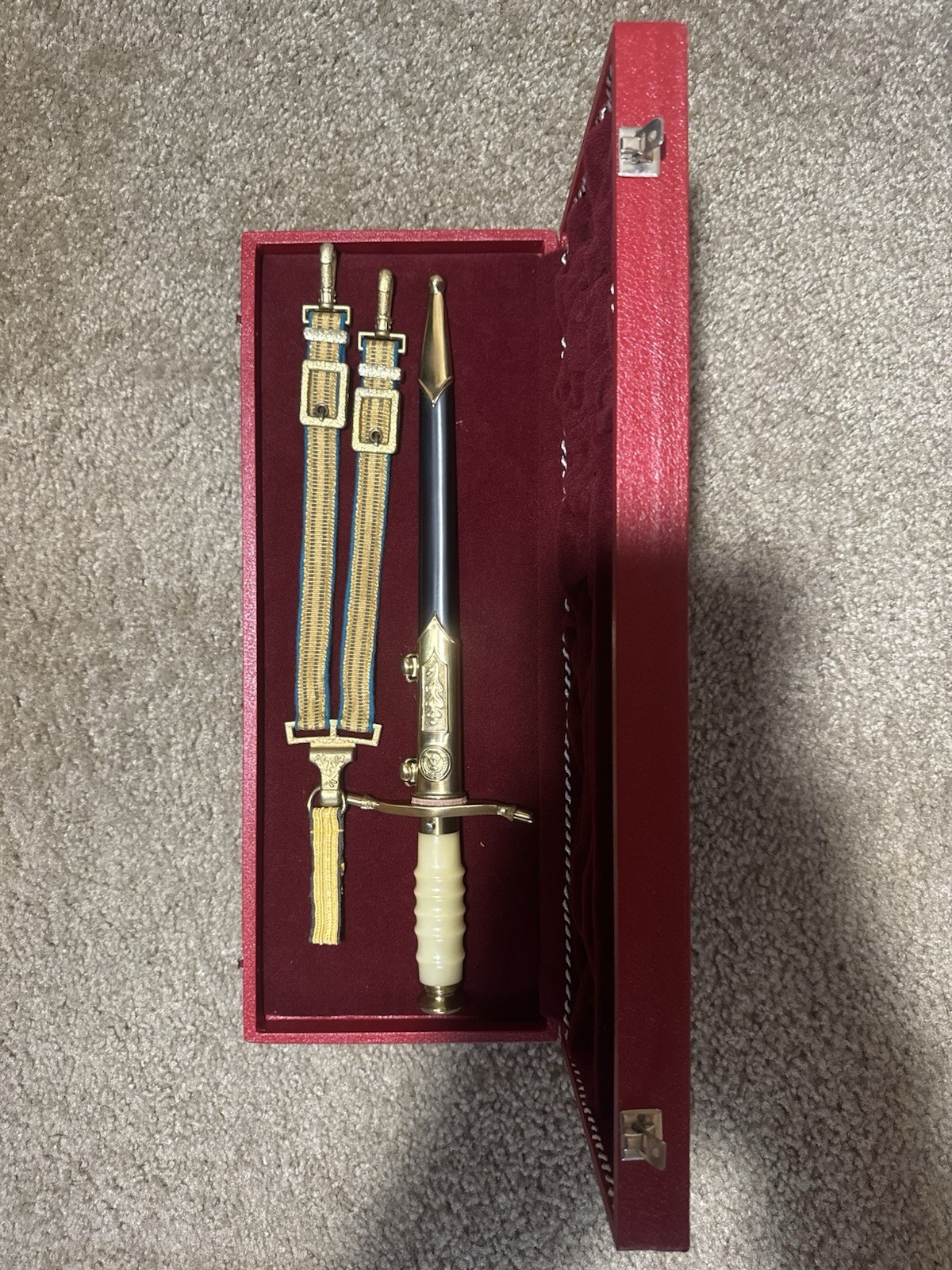 East German Navy Officer Dagger with Hanger and Scabbard in Box. Price ...