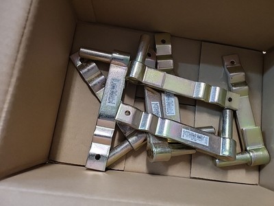 4 Stück Einschraubkloben Gelb Verzinkt 165 mm Ø 16 mm Emil Lux Neu